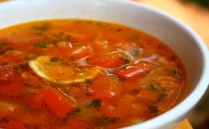 Томатный суп с кукурузой - фото