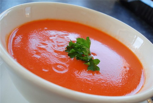 Томатный суп - фото
