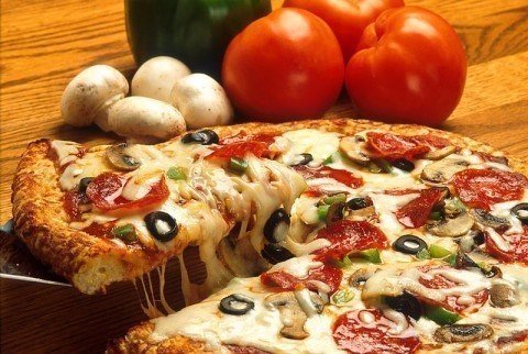Фальшивая пицца с тунцом - фото