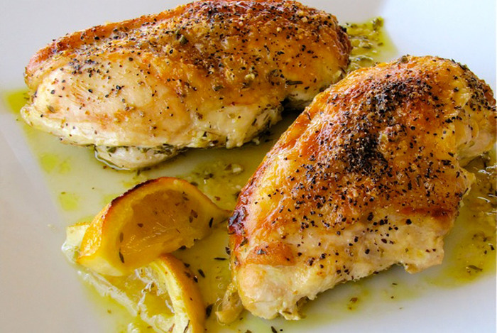Фаршированное филе цыплячьей грудки в шалфейном соусе. Рецепты для похудения